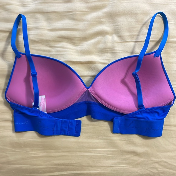 PINK Victoria’s Secret bra - Picture 3 of 7